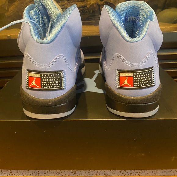 Size: 11 Jordan 5 Retro University Blues - Picture 4 of 9